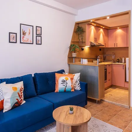 Апартаменты The Cozy Hub,